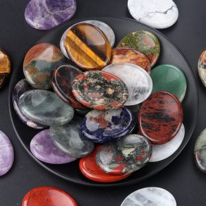Crystal oval/round/heart/waterdrop shape worry stone